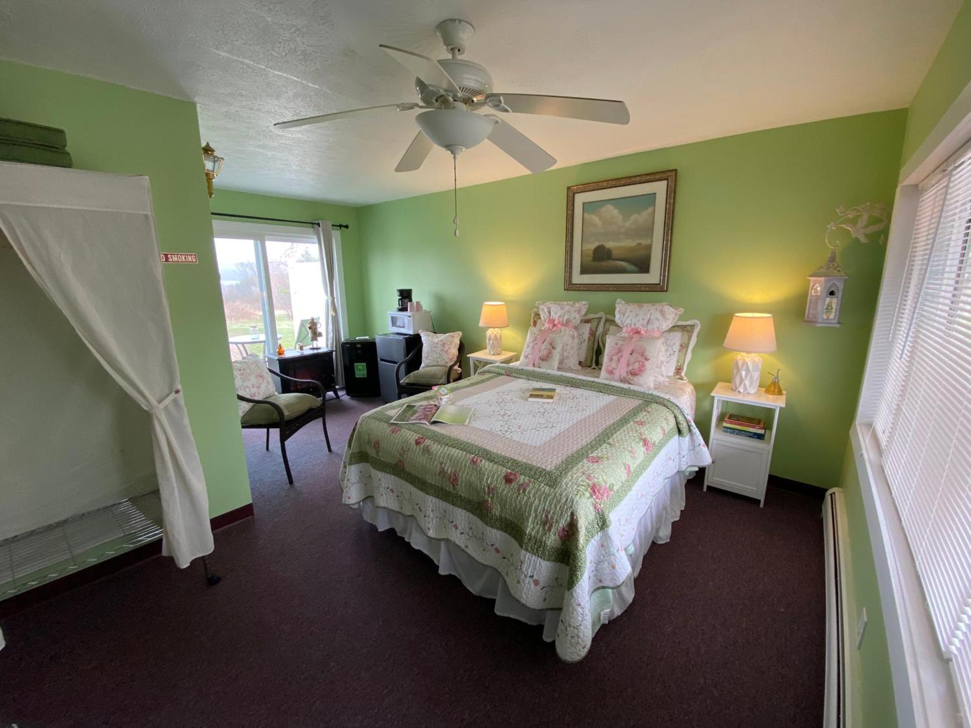 Savannah House Wine Country Inn & Cottages Himrod Exterior foto
