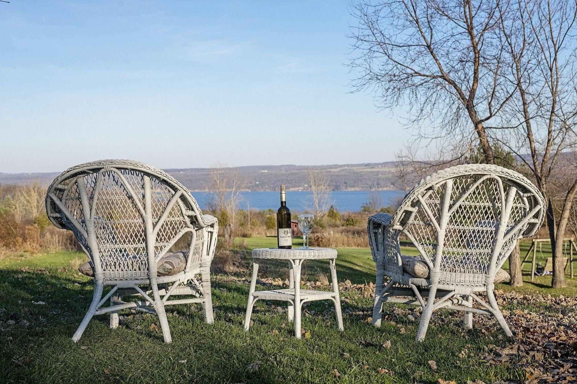 Savannah House Wine Country Inn & Cottages Himrod Exterior foto